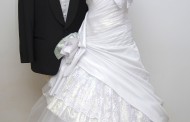 Fehér menyasszonyi ruha